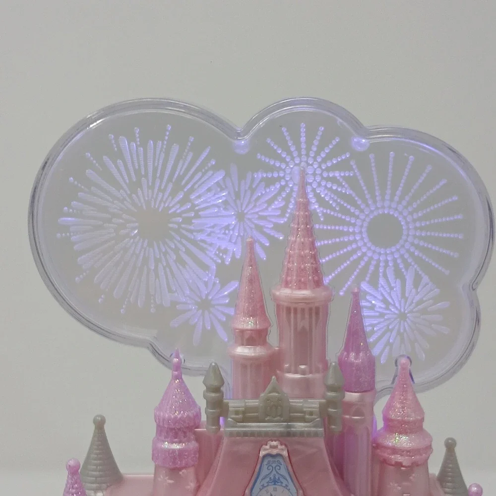 Disney Princess Wishes 100th Celebration Castle Light Up‎ Musical Jewelry Box